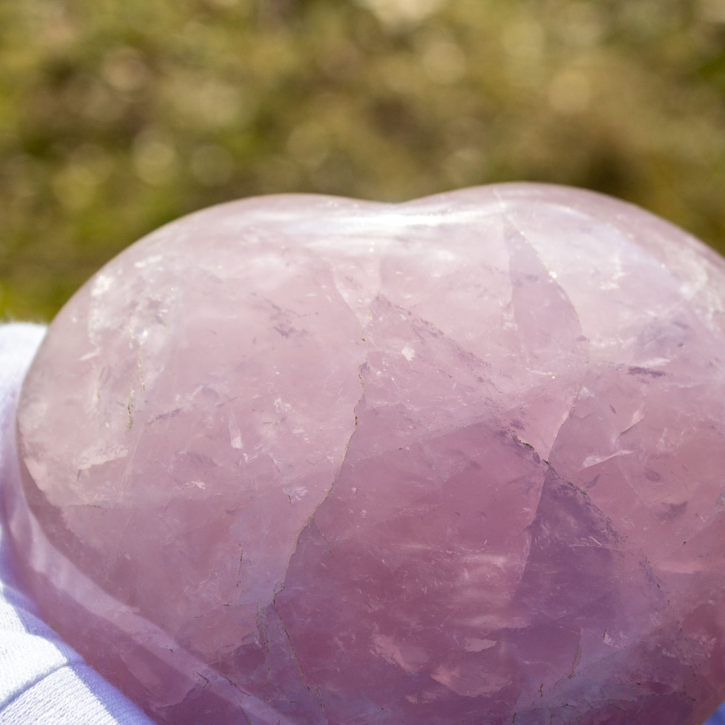 rose quartz heart polished carving