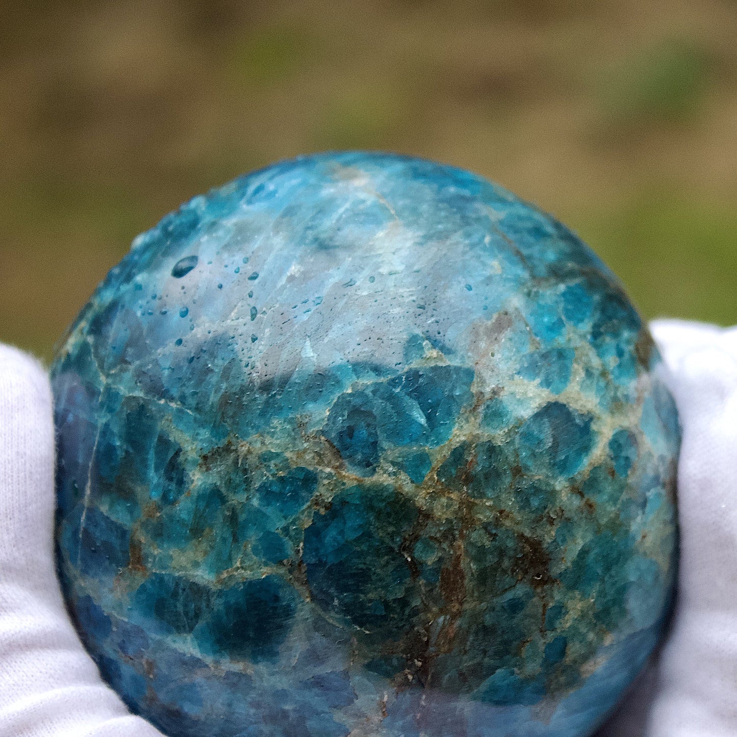 blue apatite polished sphere