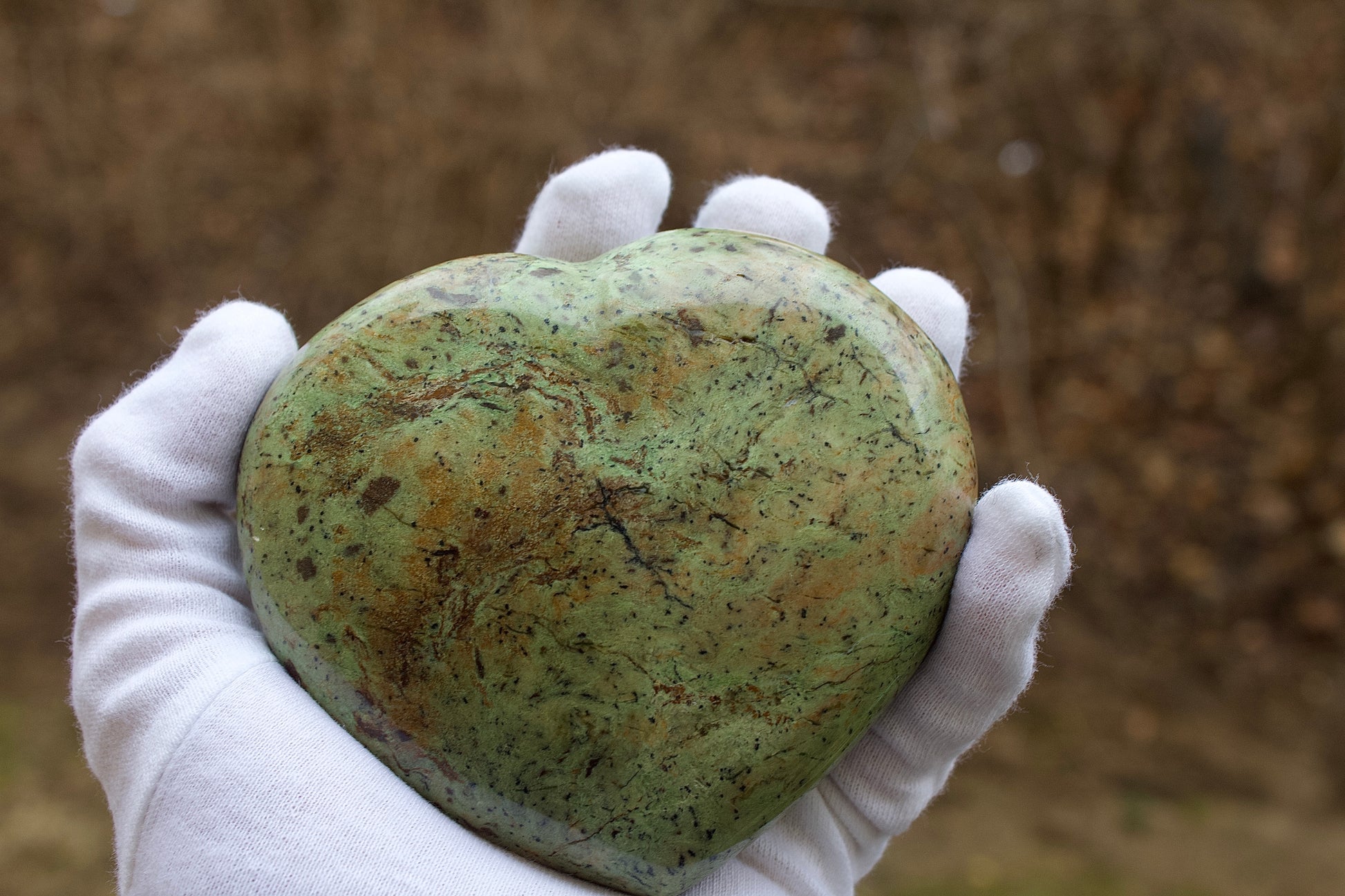 polished chrysoprase heart