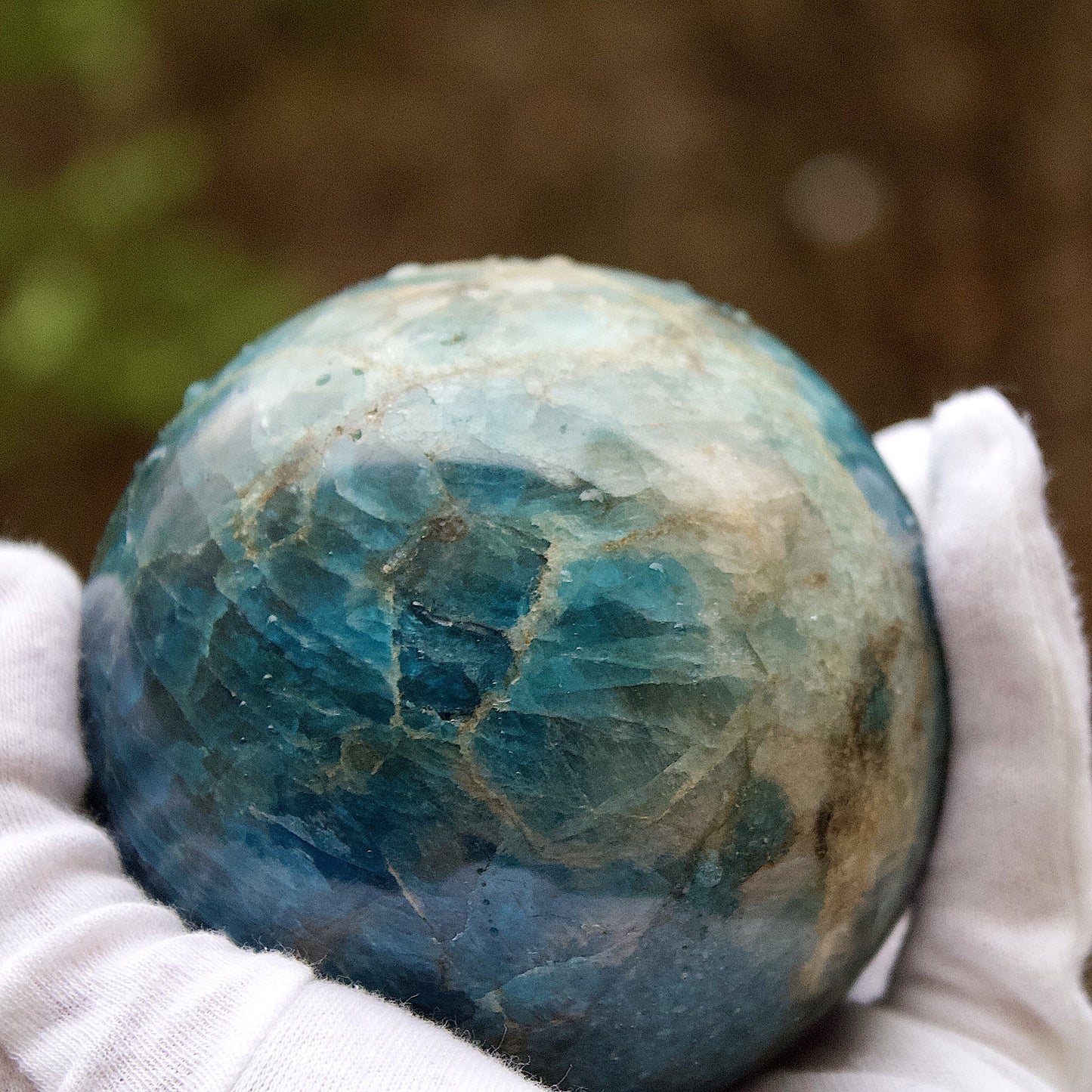 blue apatite polished sphere